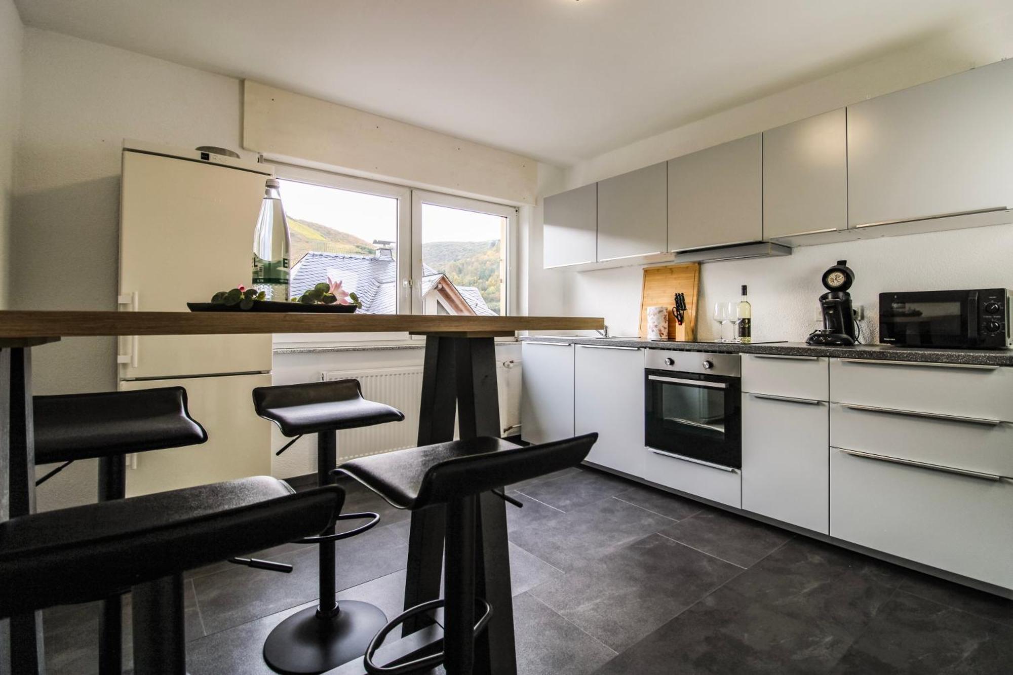 Chill Out Area, Grandiose Aussicht, Haengematte, Smart Tv, Netflix Apartment Zell an der Mosel Exterior photo